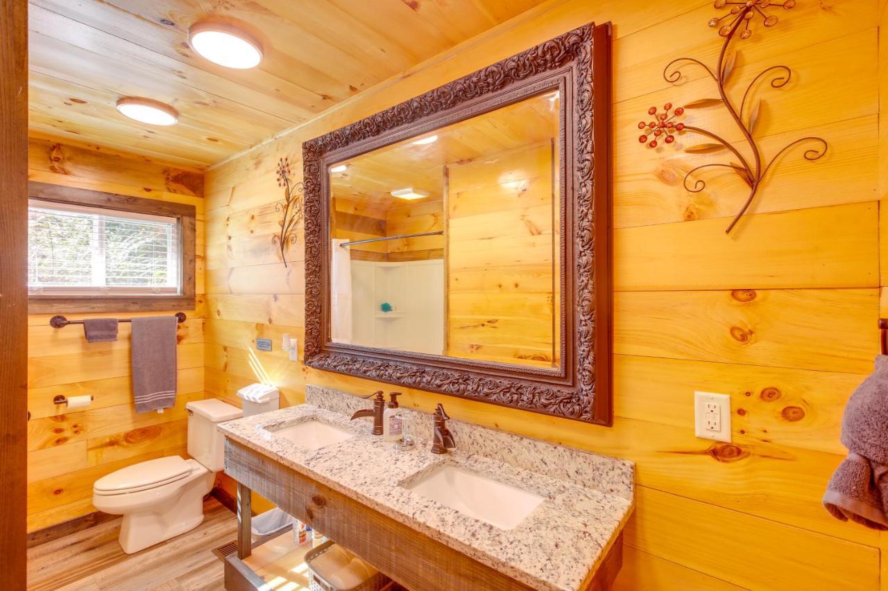 Pet-Friendly Chattanooga Cabin With Hot Tub And Kayaks Extérieur photo