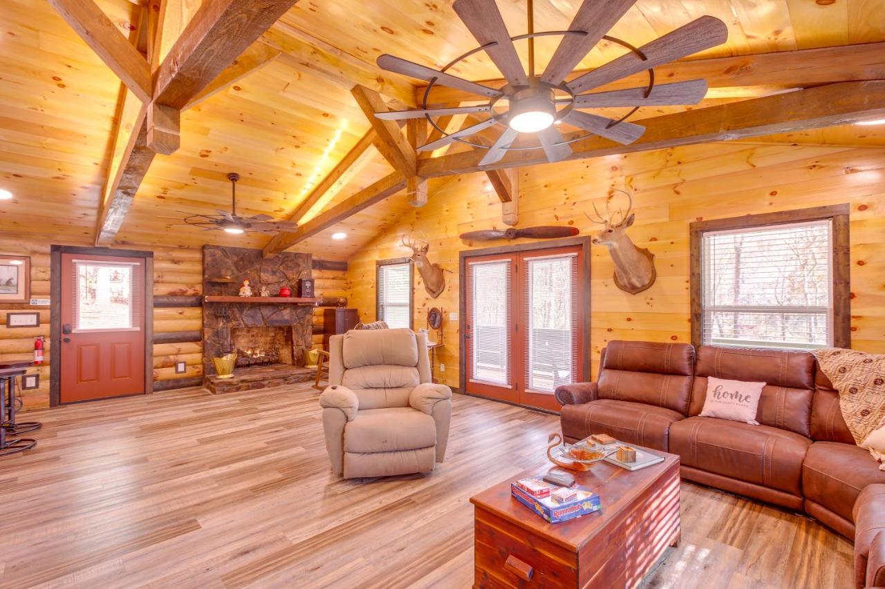 Pet-Friendly Chattanooga Cabin With Hot Tub And Kayaks Extérieur photo