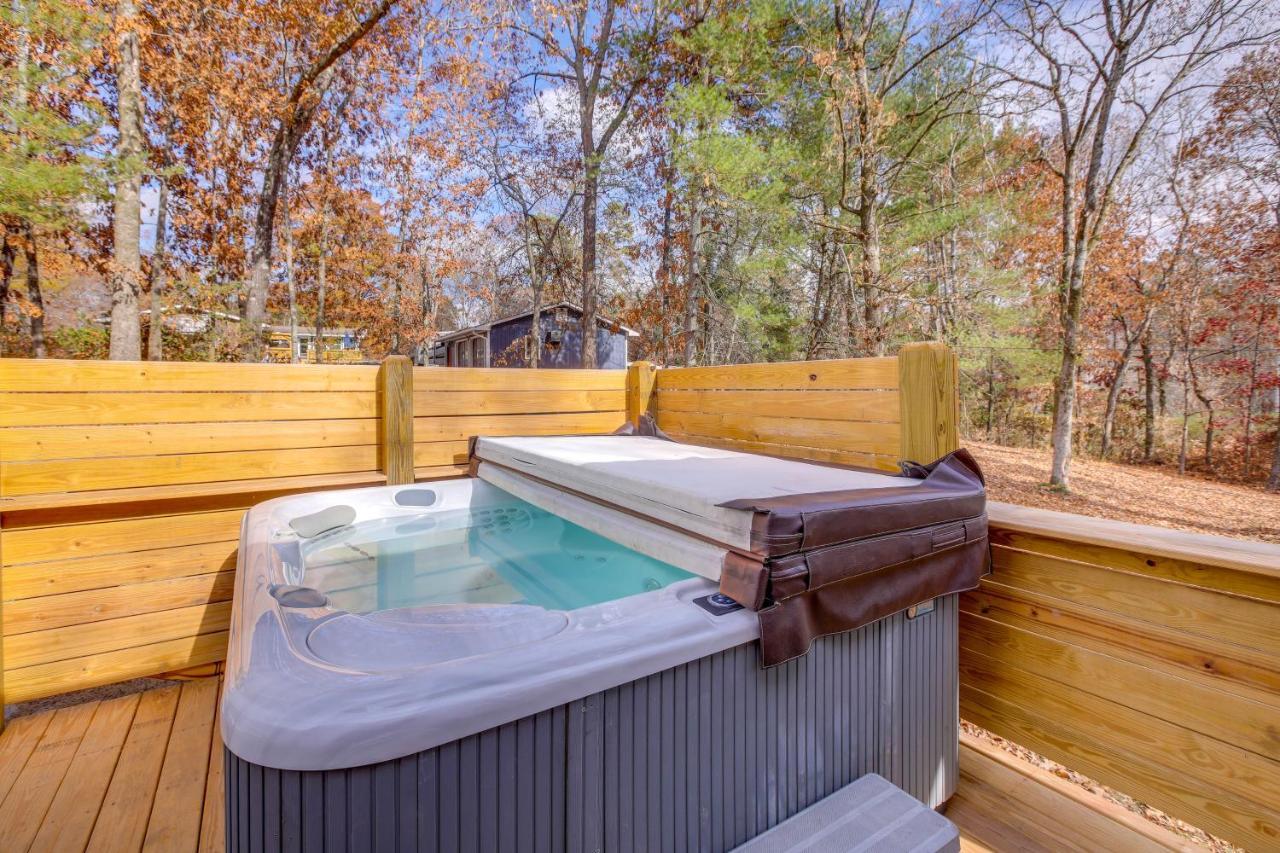 Pet-Friendly Chattanooga Cabin With Hot Tub And Kayaks Extérieur photo